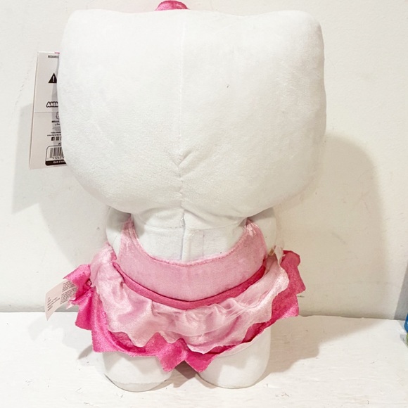 Hello Kitty Side Stepper Valentines Day Animated Plush 2025 NEW - Picture 3 of 3